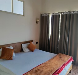 Deluxe Cottages
