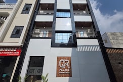 Hotel QR Palace, Varanasi
