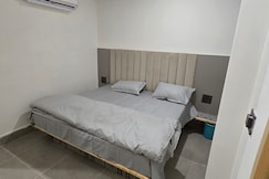 Hotel Gyan Niketan, Haridwar