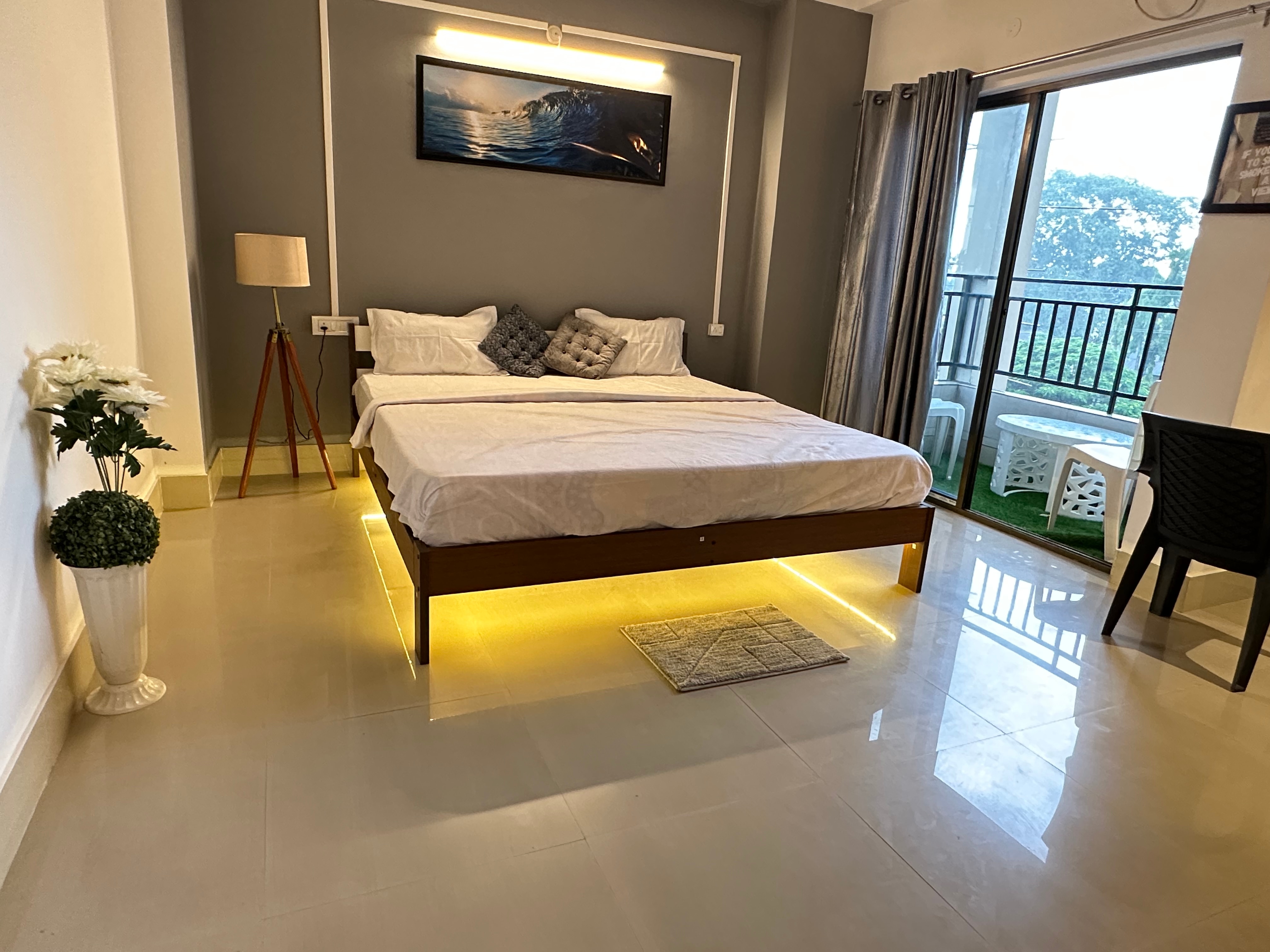 La Club view master bedroom with balcony - Tap to explore photos