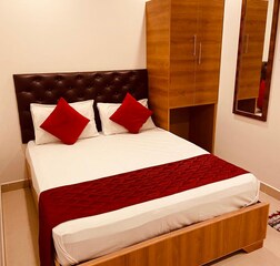 Deluxe Room Without Kitchen
