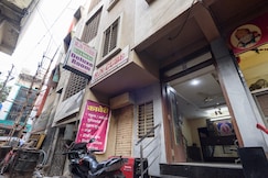 Hotel R.N. Cube, Shirdi