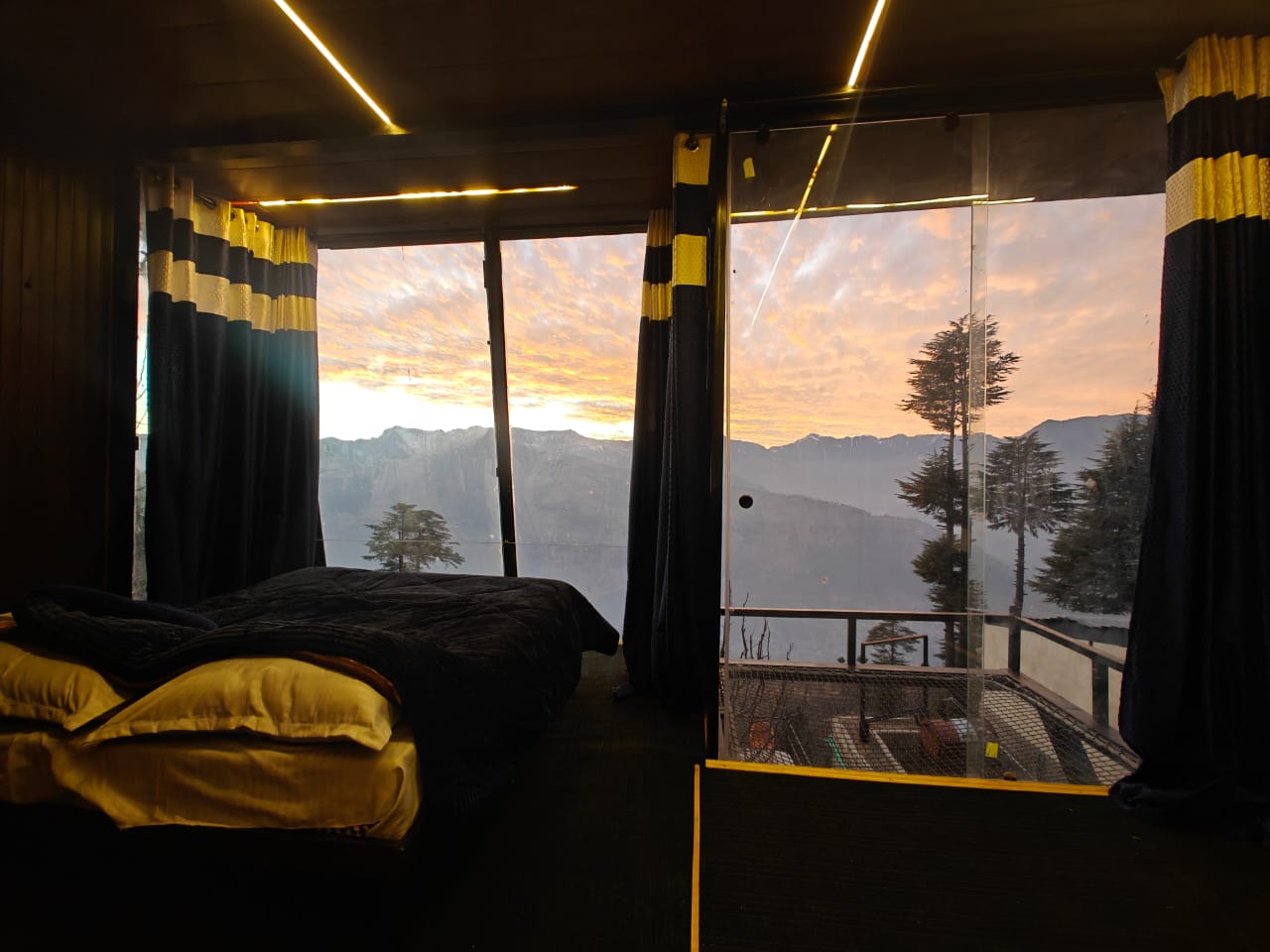 Infinity Oth Cafe and Stays - Tap to explore photos