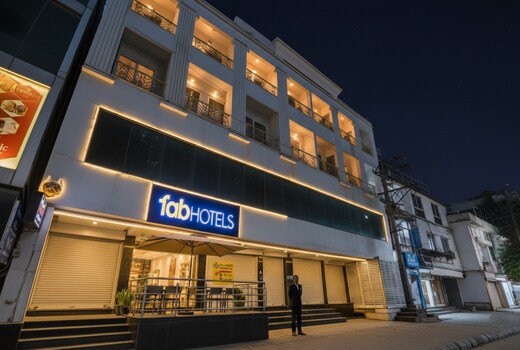 FabHotel GRK Comforts