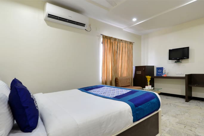 Hotel Abinand Grand BHEL - Tap to explore photos
