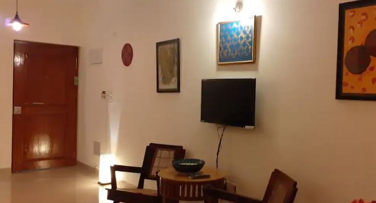 Cosy Apartment in Panjim City - Tap to explore photos