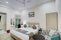 Hotel Taj Holiday, Agra