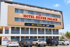 Hotel Silver Palace, Himmatnagar