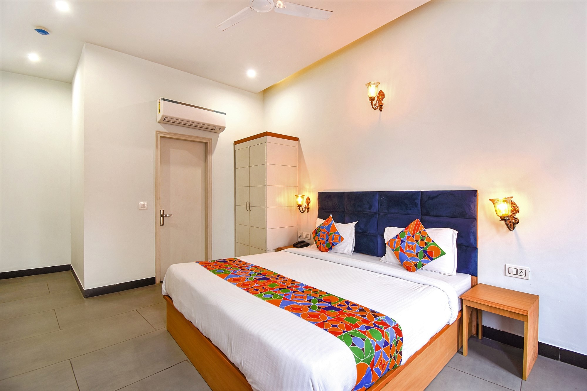 FabHotel NH7 - Tap to explore photos