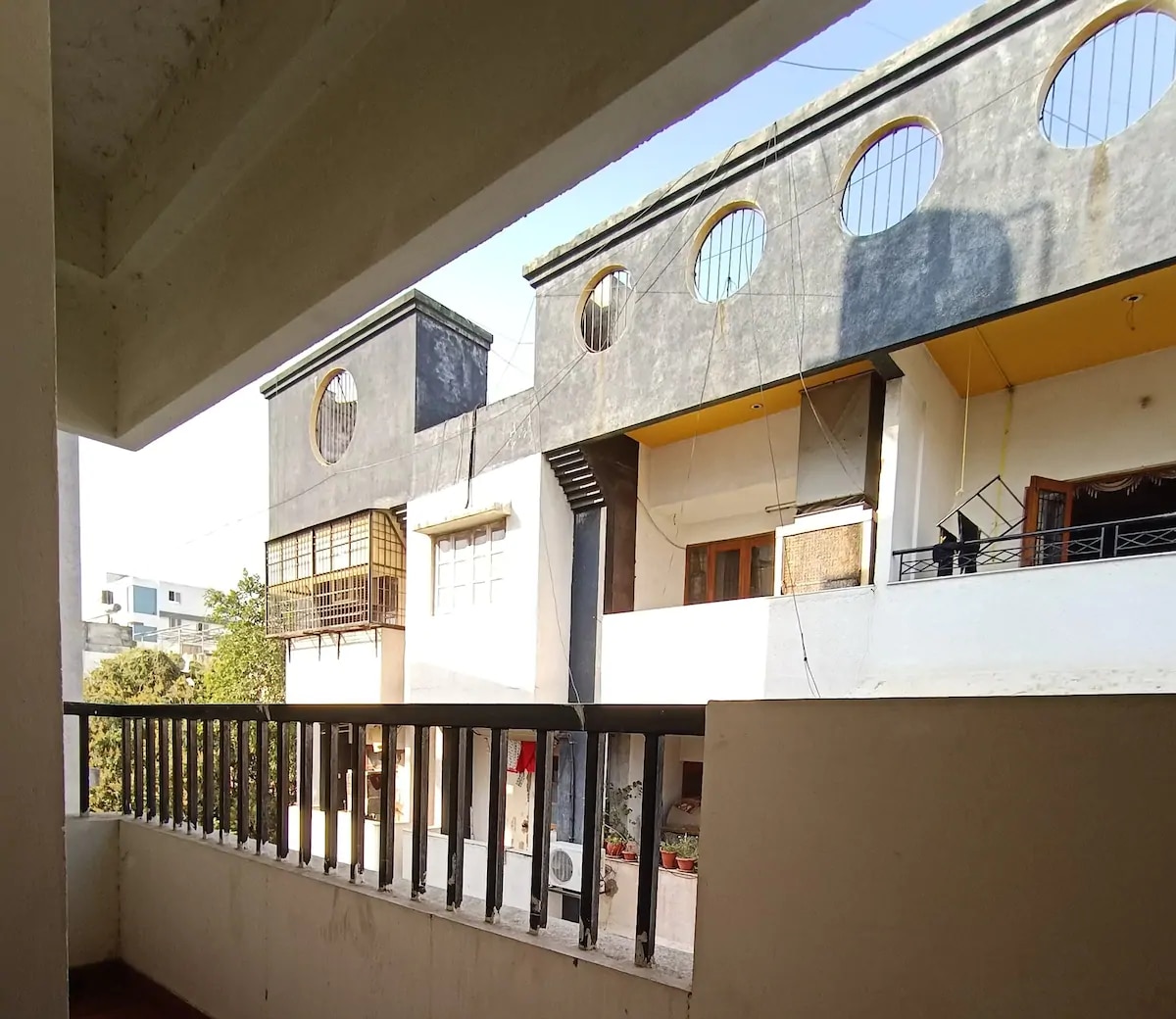 Panaromic Nest 1