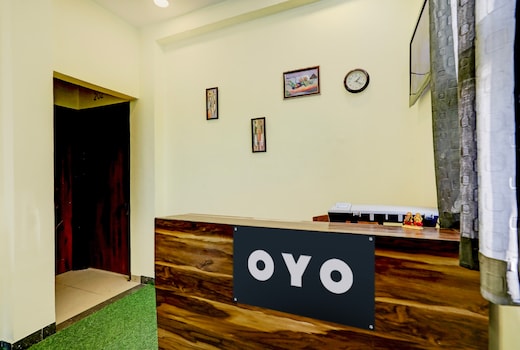 OYO 829306 HILL VIEW LUXURIOUS ROOMS