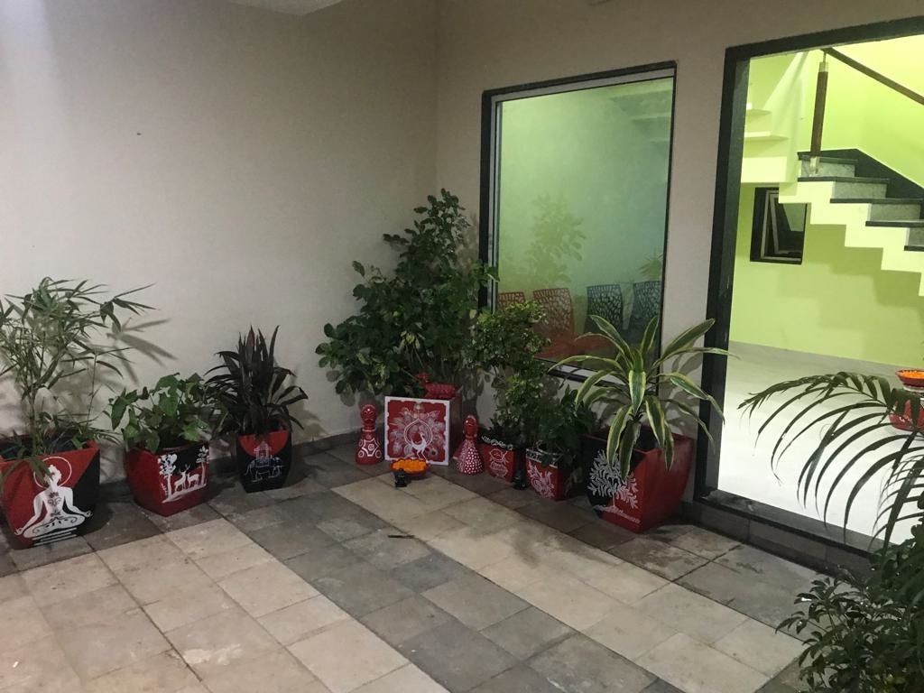 Hotel Sand Pebbles Homestay - Tap to explore photos