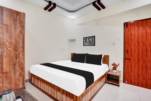 Hotel O CM RESIDENCY
