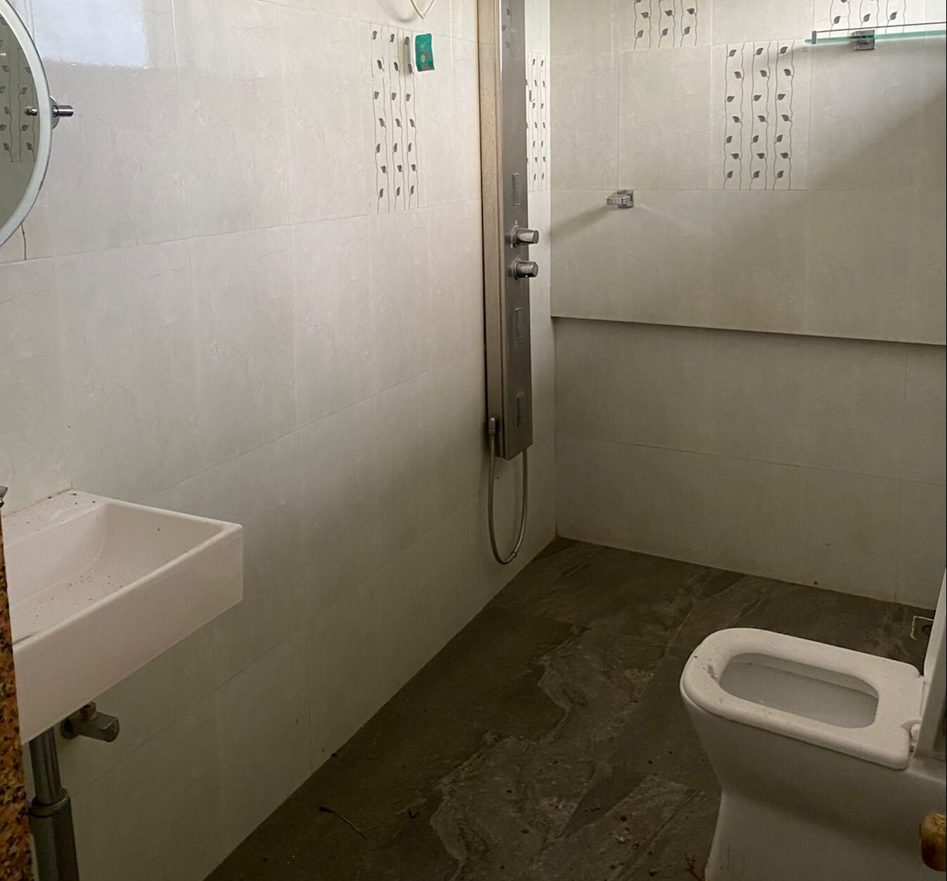 Glamour 2 bhk apartment - Tap to explore photos