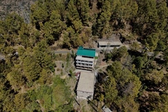 Pine Oak Paradise, Shimla