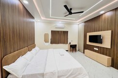 Trinetra Homestay, Ujjain
