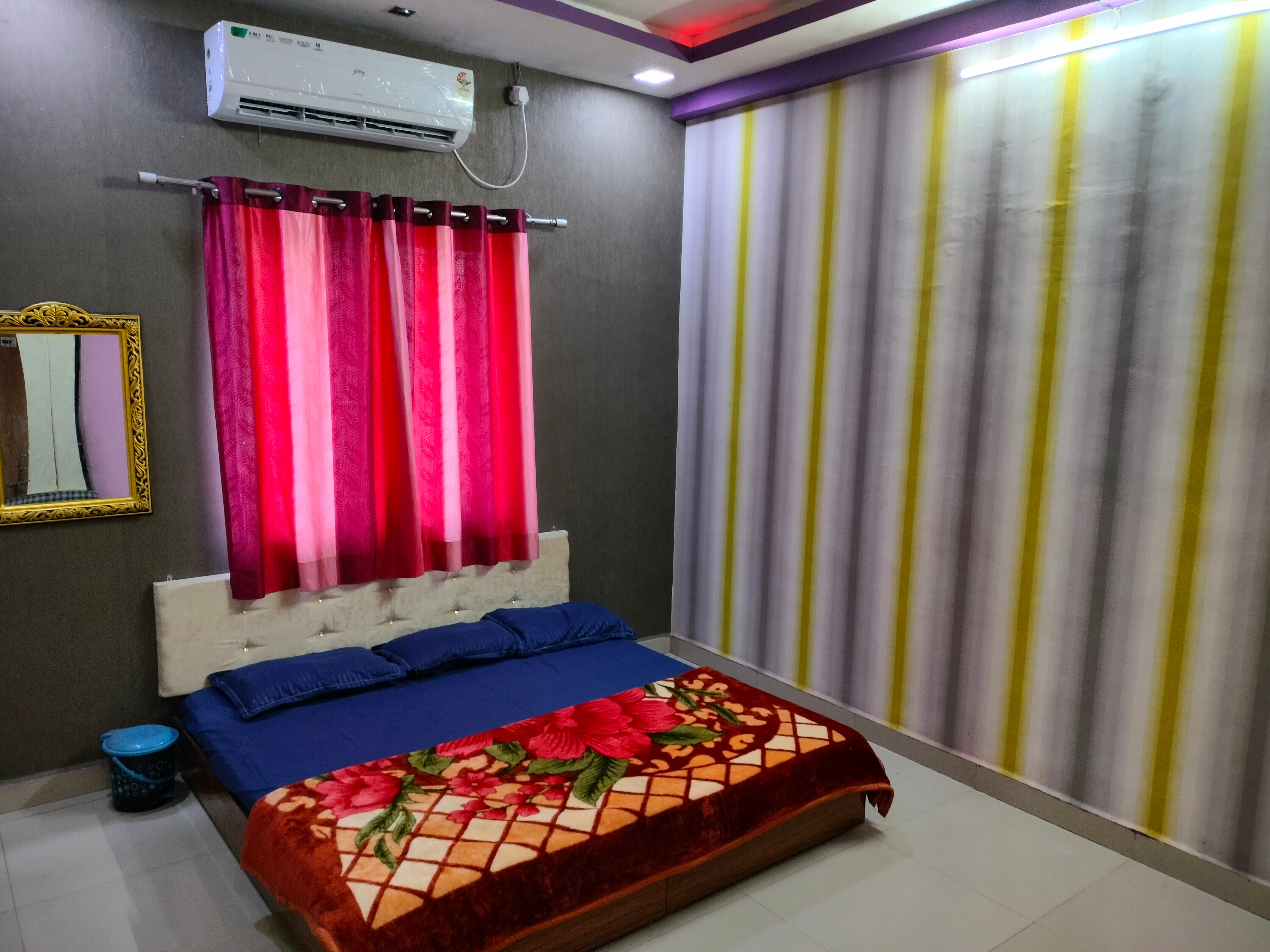 Sundaram dream homestay - Tap to explore photos