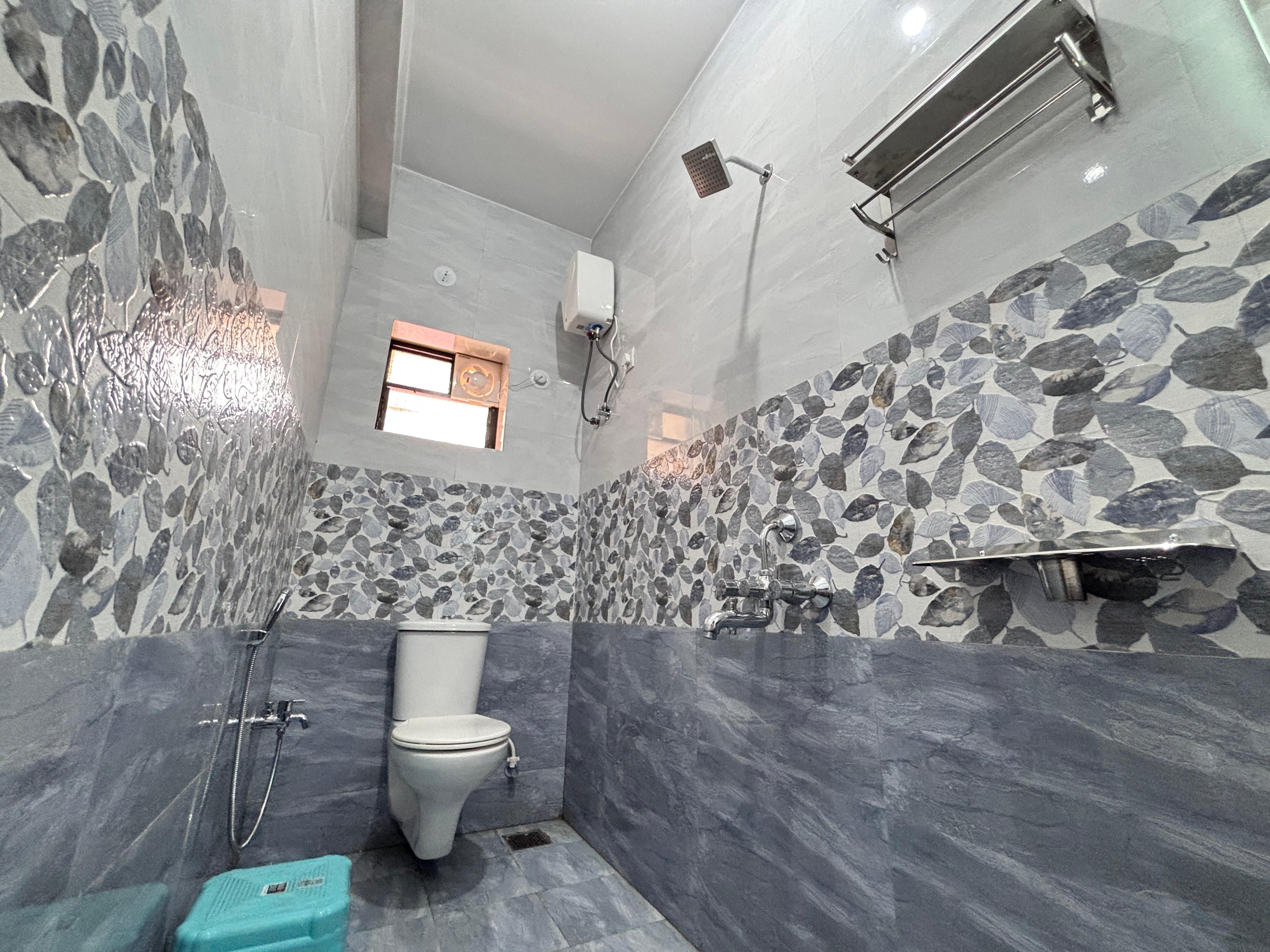 Cozy 3 BHK row house for rent - Tap to explore photos