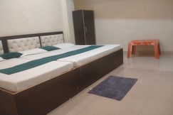 Shri Kashi rameshwaram p guest house, Varanasi