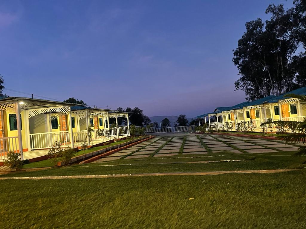 HOTEL RED FORT - Tap to explore photos