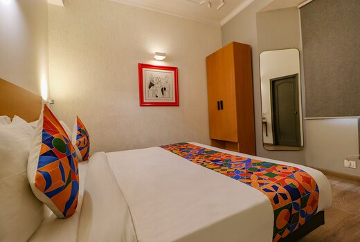FabHotel Lord Inn