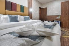 Hotel Your Hive  Srinagar, Srinagar