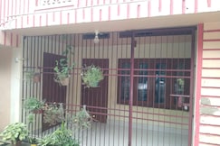 Cosy independent Assam type house in Panjabari Ghy, Sonapur