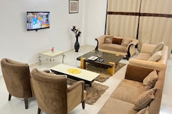 beautiful bungalow in heart of city, Noida