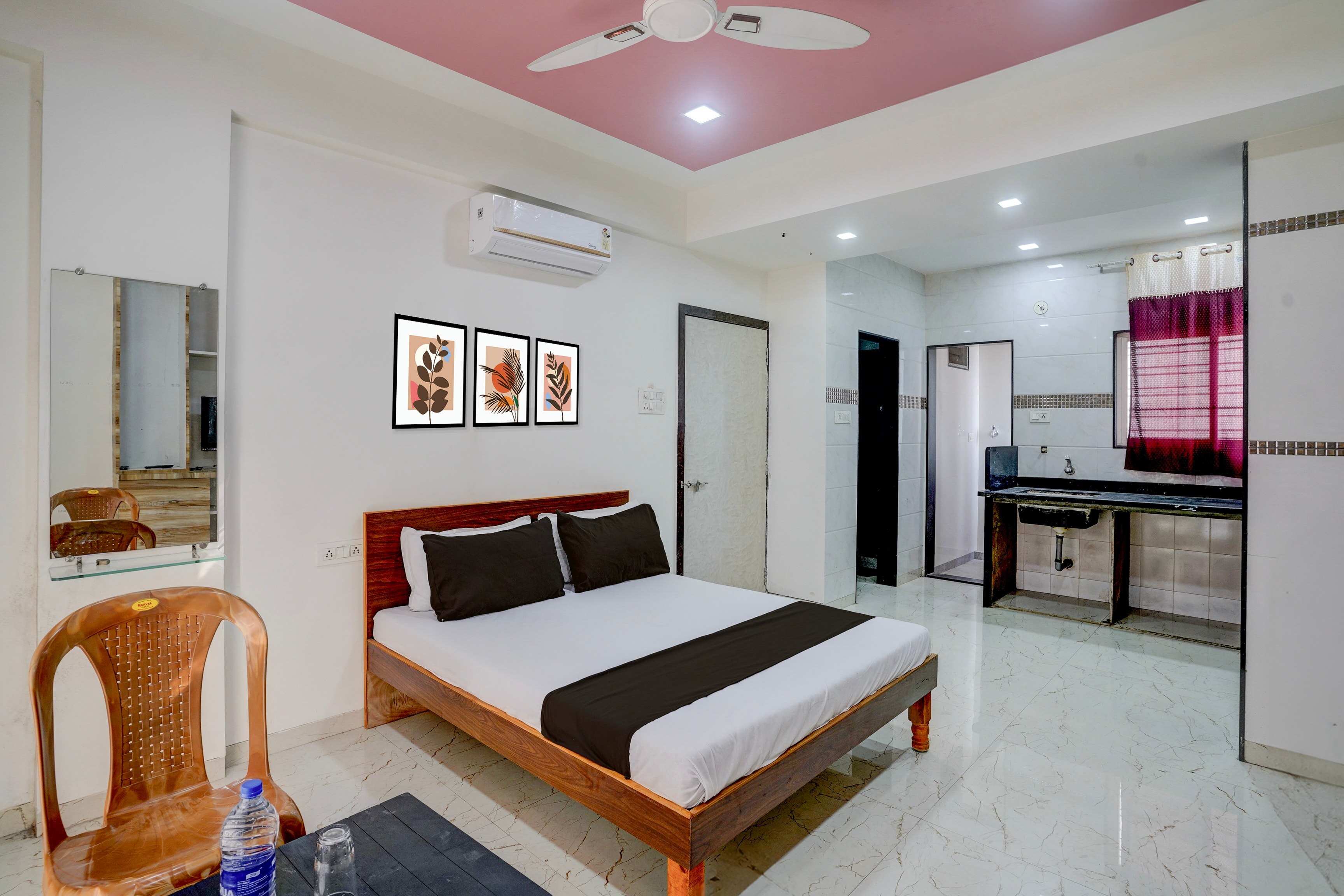 Hotel O Saptashrungi Lodging 5
