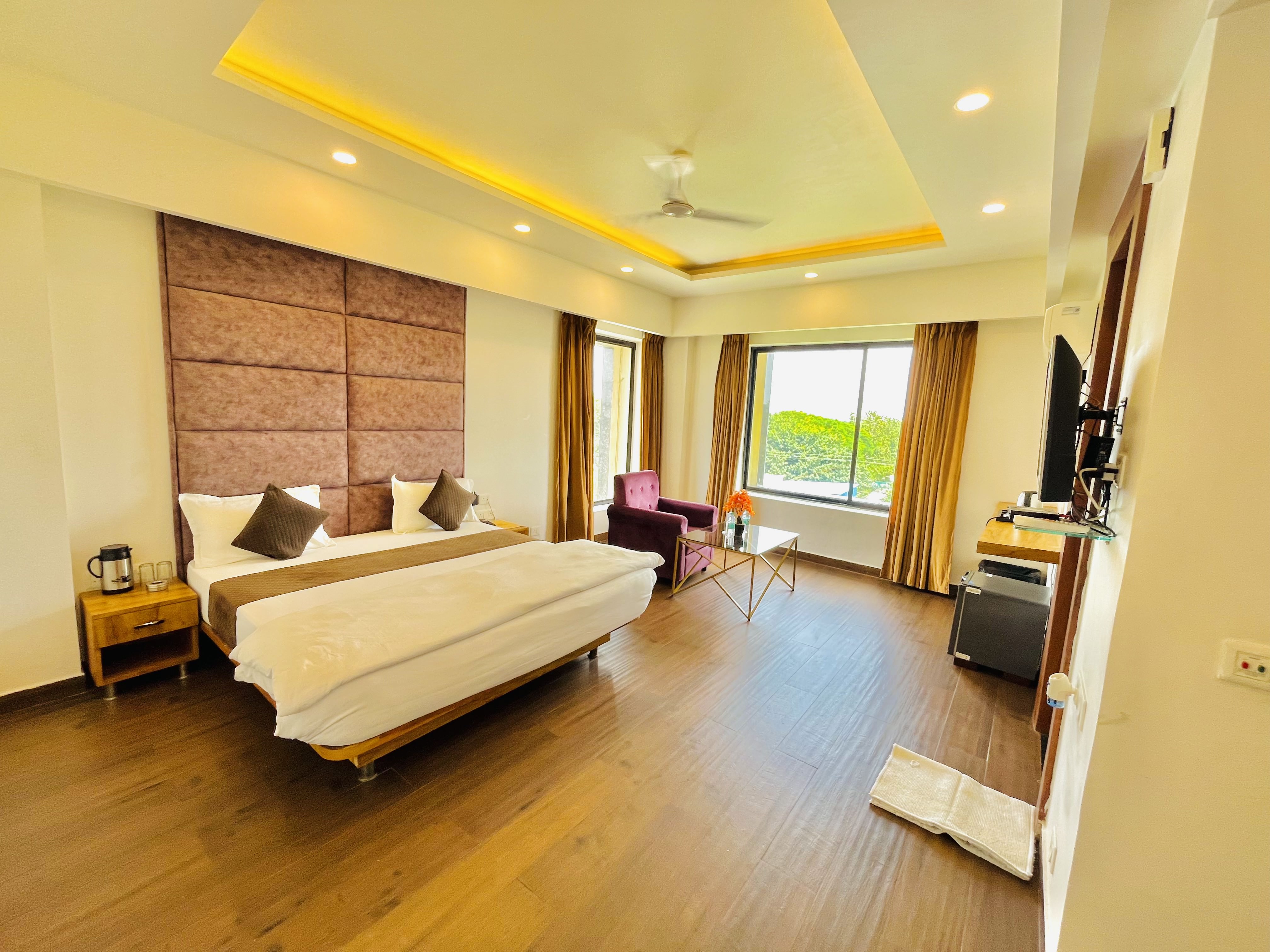 MY Heritage Resort - Best  Resort In Kannauj - Tap to explore photos
