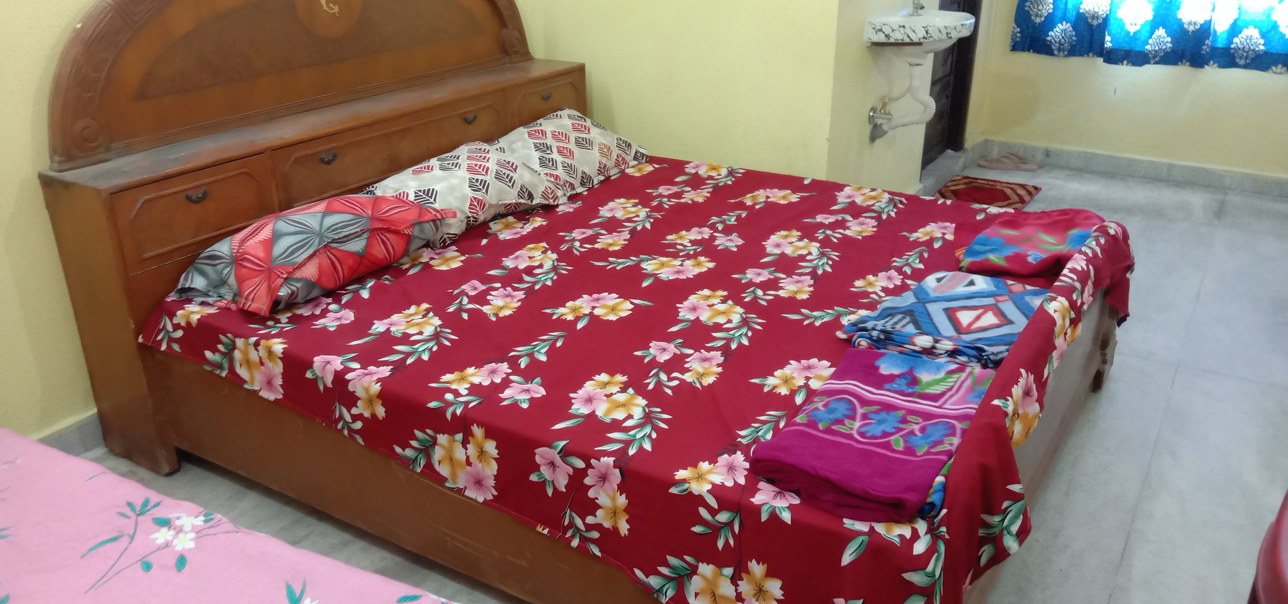 One BHK Fully Furnished Flat - Near Charminar and Salar Jung Museum - Tap to explore photos