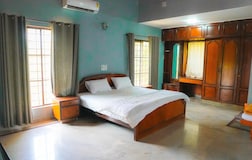 Double Room with Pool View