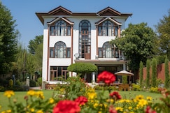 Pallas Inn Resorts, Srinagar, Srinagar