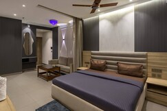 High Skyy Inn Half day Stay At Supernova Noida, Noida
