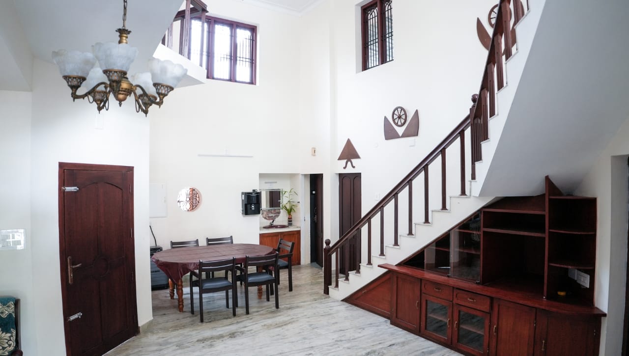 Periyar Holidays 4BHK Villa - Tap to explore photos