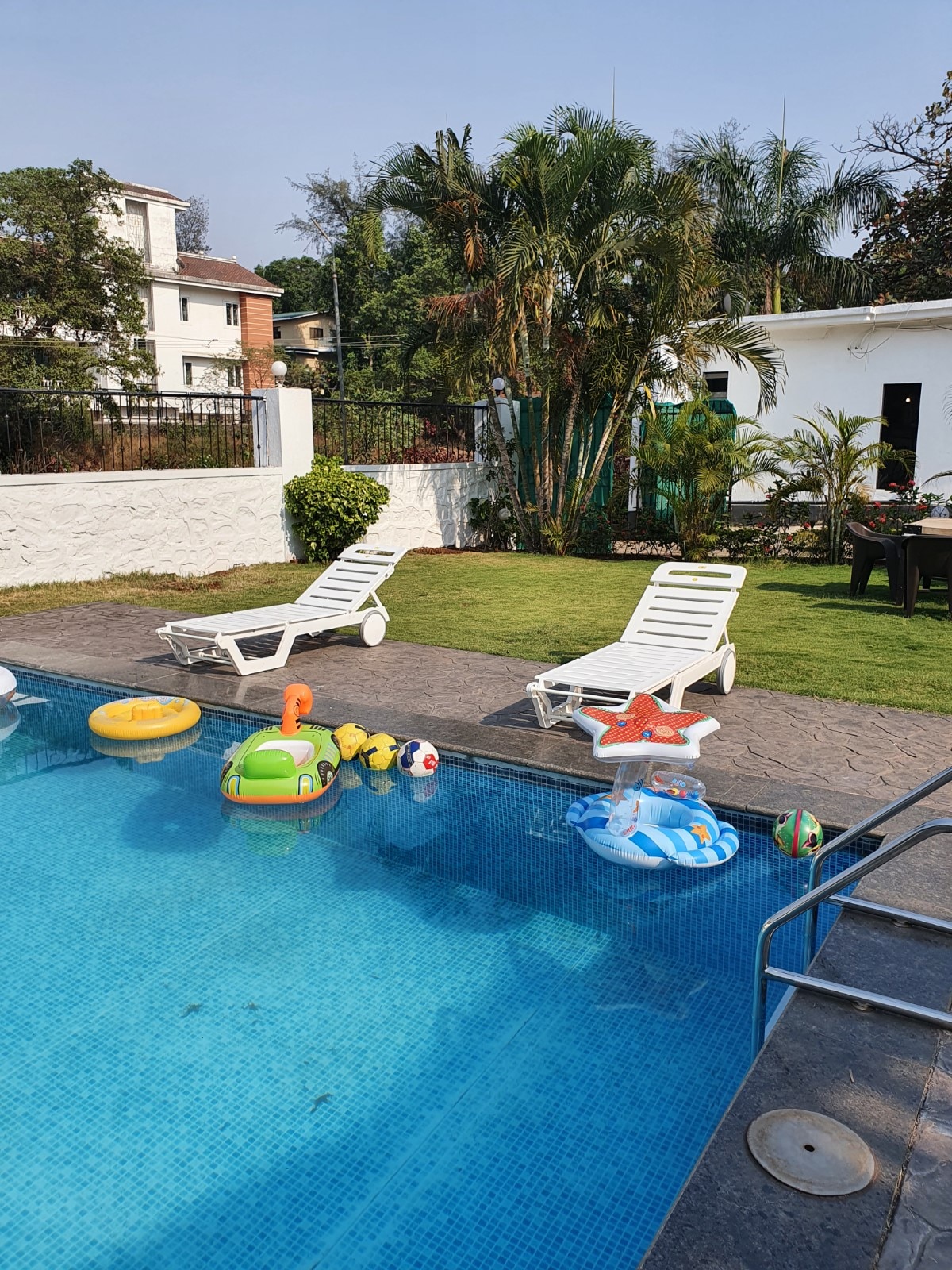 Palacio Villa 6BHK Luxury Villa In Lonavala - Tap to explore photos