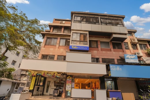 FabHotel Saroj Inn - Mumbai Naka