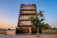 FabHotel Prime Hush & Suites - Manesar and Sector 86, Gurgaon