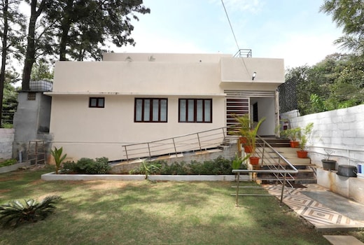 Muskan paradise Villa with pool Yelagiri by LexStays
