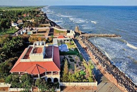 Neemrana's - The Bungalow On The Beach Tranquebar