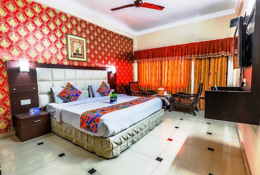 FabHotel Pramila Inn