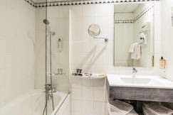 Mercure Lourdes Imperial, Ariege