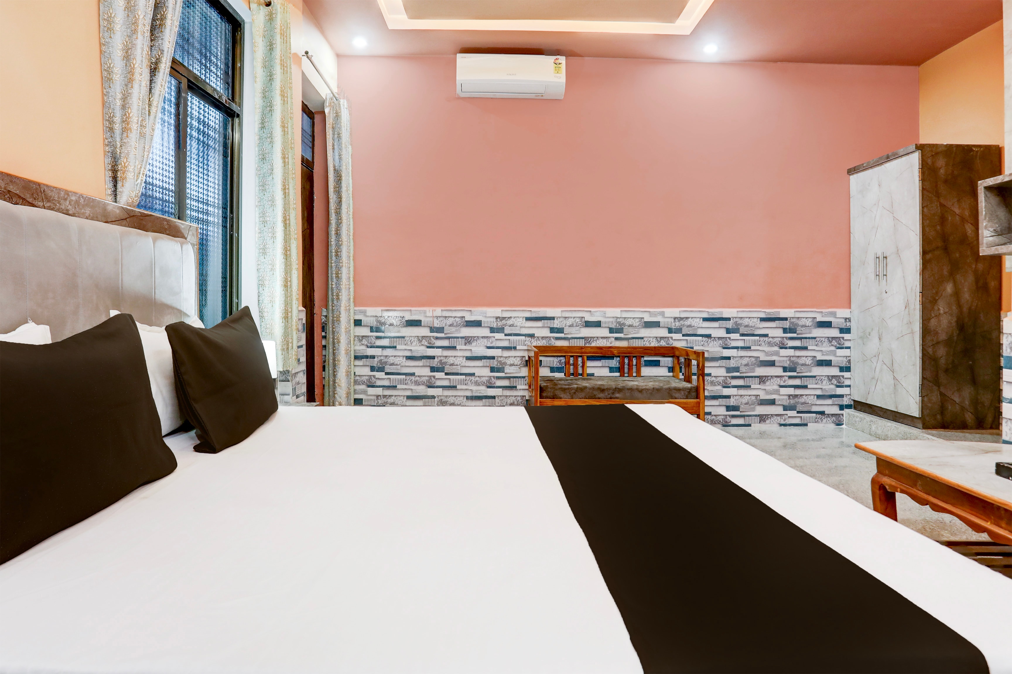 Hotel O Arav Hotel - Tap to explore photos