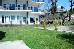 The Periwinkle, Bhimtal