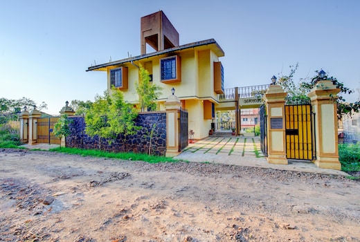 Amaltas Bungalow | 3 BHK Luxury Villa
