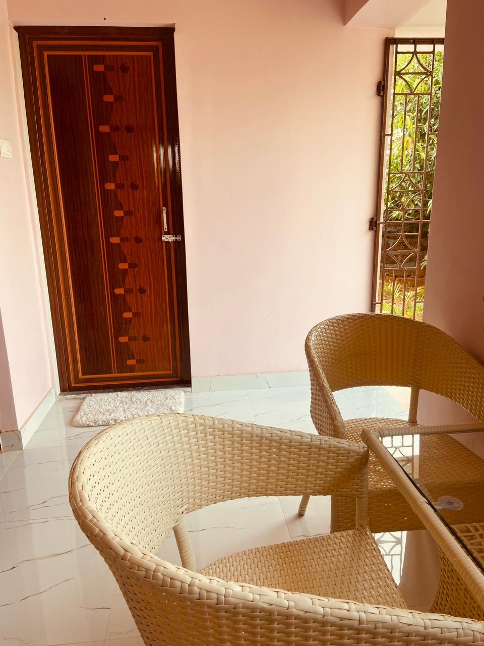 Entire 2BHK Parida House Near KIIT College - Tap to explore photos
