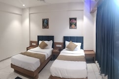 Hotel royal park, Vapi