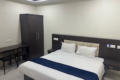 Townhouse Kanithi Road Formerly RR Function Hall Luxury Rooms, Visakhapatnam