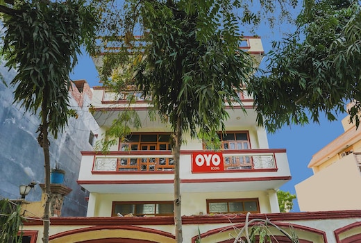 Hotel O AV Homes
