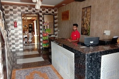 HOTEL SGR, Dera bassi
